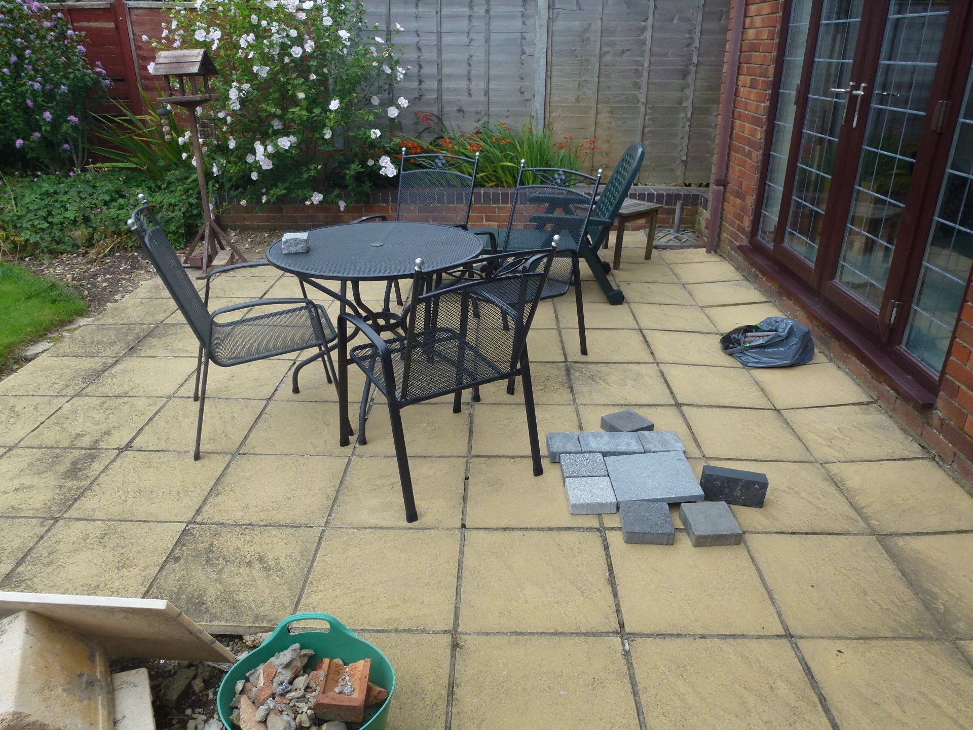 An existing patio in need of a new design